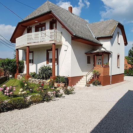 Villa Nora Хевиз Экстерьер фото