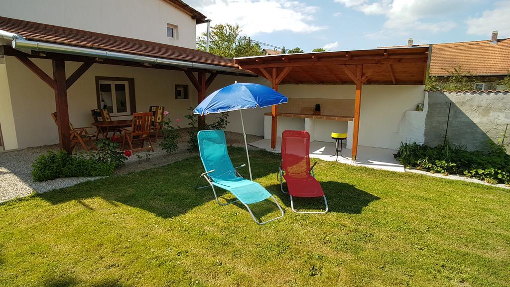 Villa Nora Хевиз Экстерьер фото